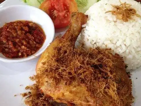 Ayam Rempah Papadi, Denpasar