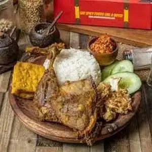 Gambar Makanan Ayam Bebek Pak Boss, Pujasera Teras Saco 12