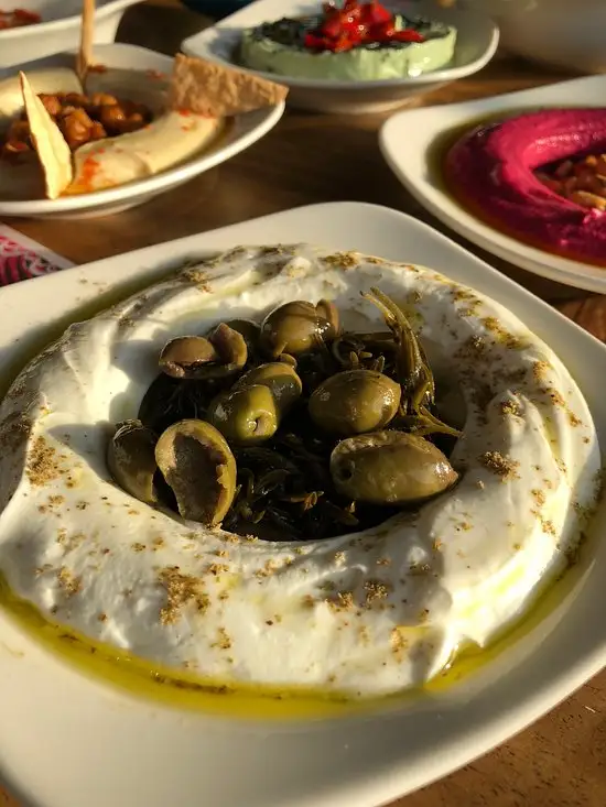Al Sharq'nin yemek ve ambiyans fotoğrafları 18