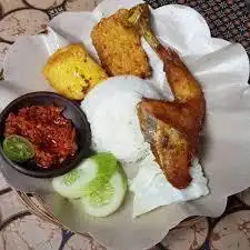 Gambar Makanan Warung Makan Aisyah Paniki Dua 5