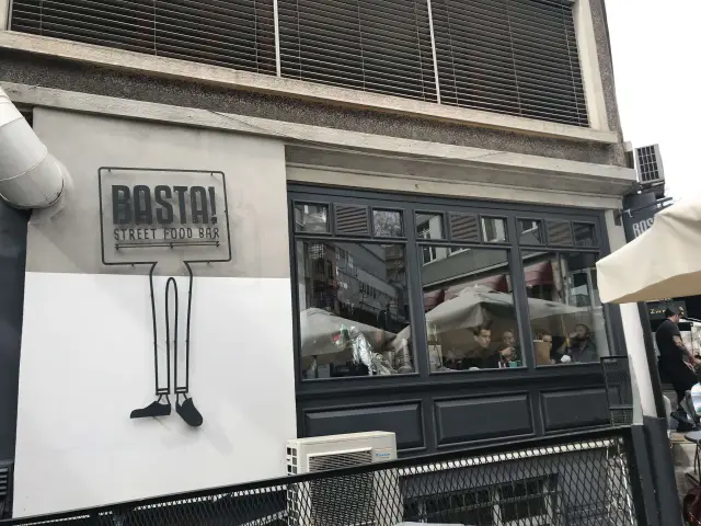 Basta! Street Food Bar'nin yemek ve ambiyans fotoğrafları 11