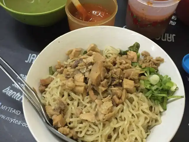 Gambar Makanan Bakmi Irian 19