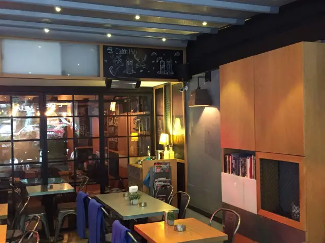 Cadde Pub'nin yemek ve ambiyans fotoğrafları 7