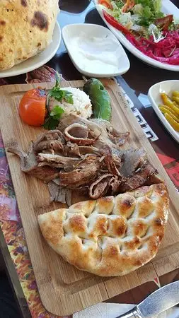 Sırff Et Kasap & Restoran'nin yemek ve ambiyans fotoğrafları 1