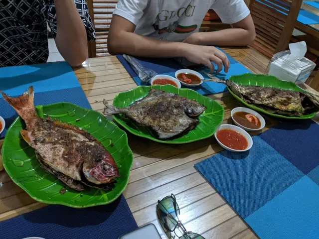 Gambar Makanan Ikan Bakar Tanjung Perak 8