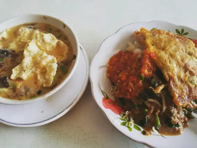 Gambar Makanan Soto Betawi Haji Halim 4