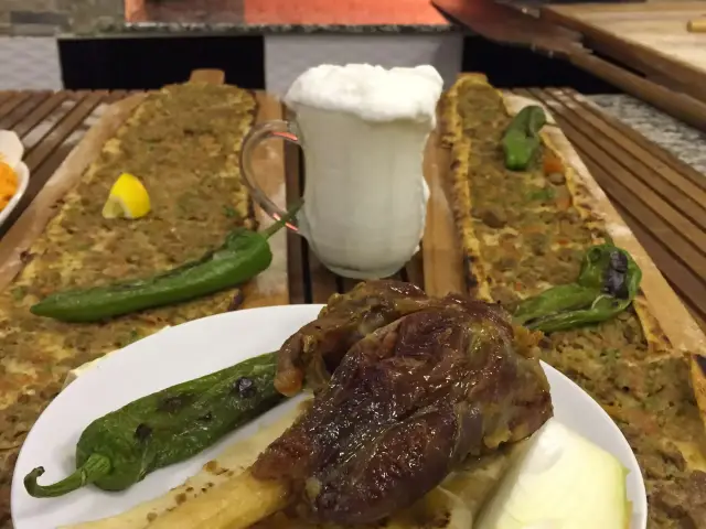 Tatlı Konyalılar Etli Ekmek Ve Fırın Kebap'nin yemek ve ambiyans fotoğrafları 53