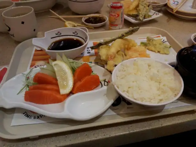 Sushi King Food Photo 2