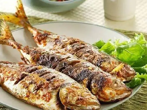 Ikan Bakar Mandi Cabe, Mengwi