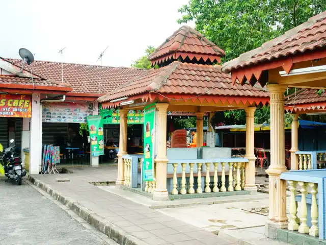 Medan Selera Taman Siakap Food Photo 7
