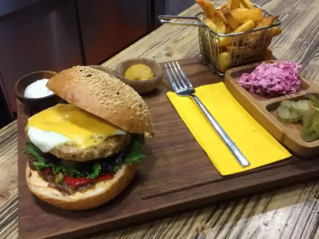 So Big Burger Gazipaşa'nin yemek ve ambiyans fotoğrafları 8