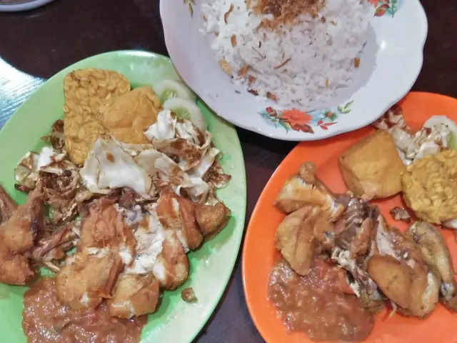 Gambar Makanan Warung Nasi Pecel 2