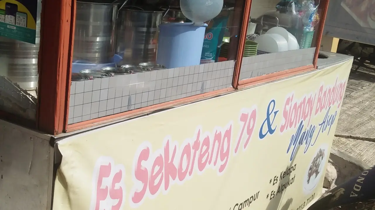 Es Sekoteng & Siomay 79