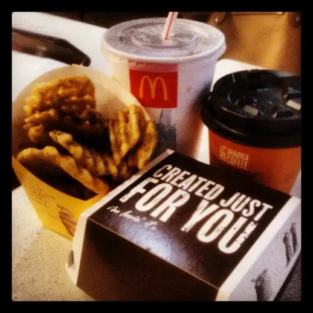 McDonald's & McCafé Food Photo 2