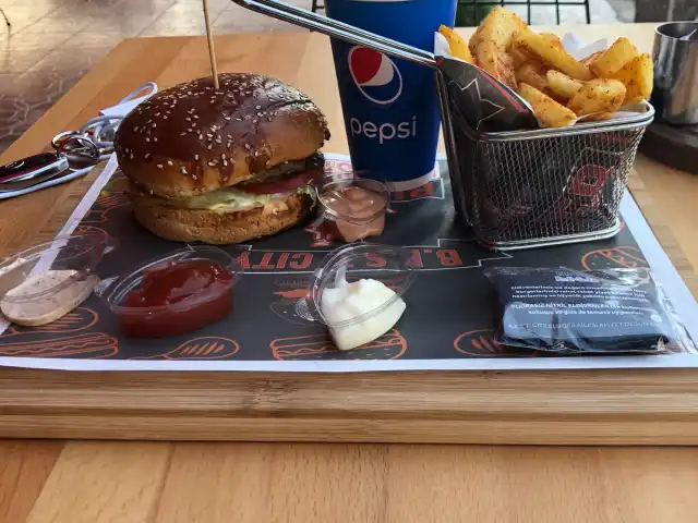 B.e.s.t City Burger'nin yemek ve ambiyans fotoğrafları 14