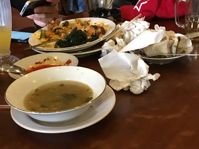 Gambar Makanan RM Padang Kiambang Raya Jl. Raya Gadobangkong 2