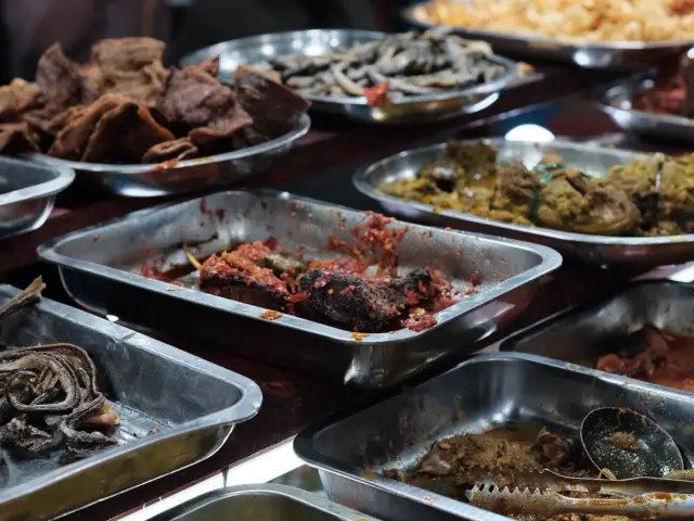 Gambar Makanan Nasi Kapau Uni Upik 4