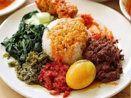 Kuliner Padang Seuseupan