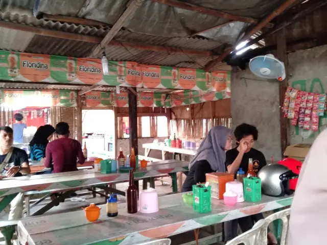 Gambar Makanan Bakso Kuah Hitam Pak Dhe Bewok 6