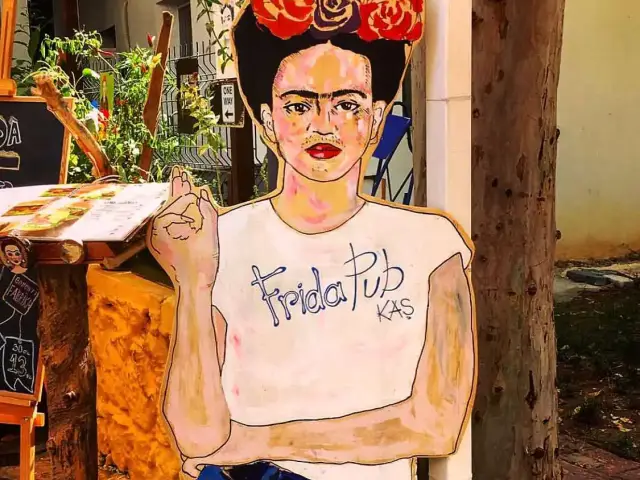 Frida Pub'nin yemek ve ambiyans fotoğrafları 68