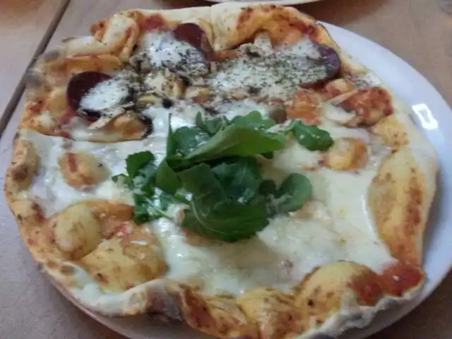 Olea Pizzeria'nin yemek ve ambiyans fotoğrafları 75