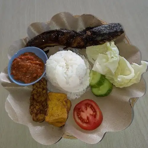 Gambar Makanan PECEL LELE, Warung Sambel Dadakan (WSD), Jl. VETERAN N0 30 BUKITTINGI 4
