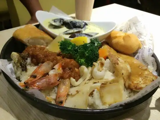 The Manhattan Fish Market Food Photo 2