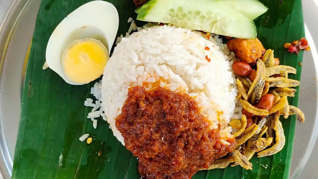 Nasi Lemak Kukus SS19