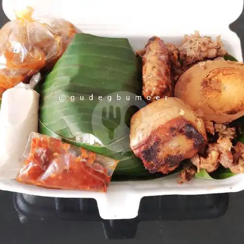 Gambar Makanan Gudeg Bu Moer, Sukawati 4