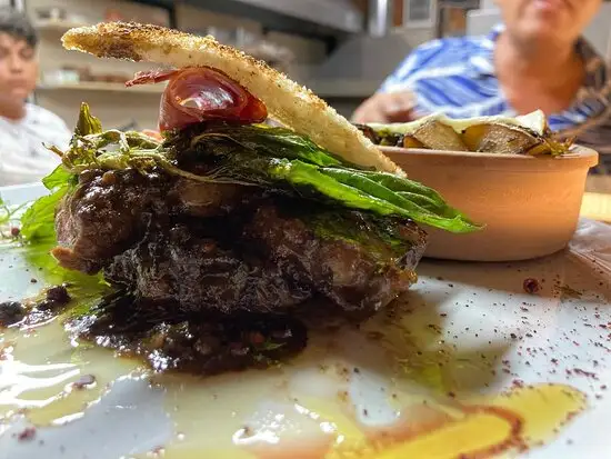 Gossi Izgara & Taş Fırın Restaurant'nin yemek ve ambiyans fotoğrafları 16