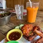 Khao Khai Thai Chicken House Food Photo 1