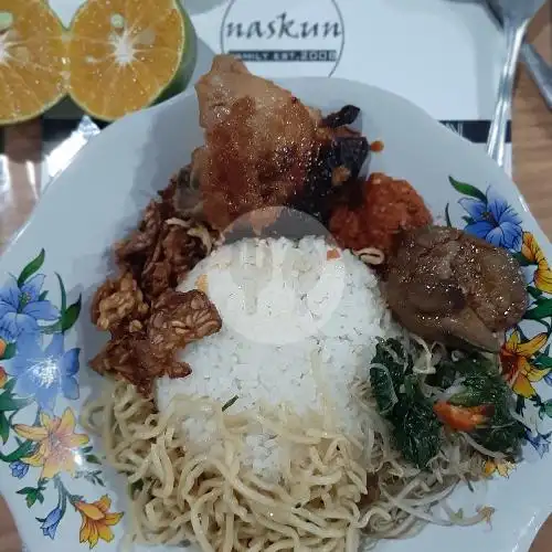 Gambar Makanan Nasi Kuning Bunda, Panjer, Jl. Waturenggong No.72 Dps 9