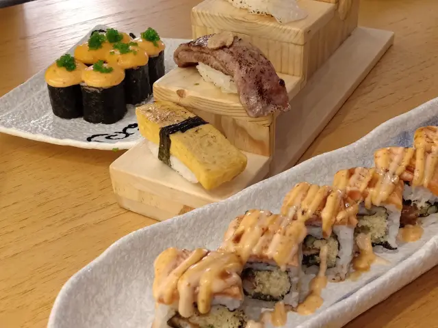 Gambar Makanan Sushi Hiro 17