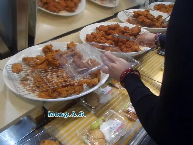 Gambar Makanan Fried Chicken 9