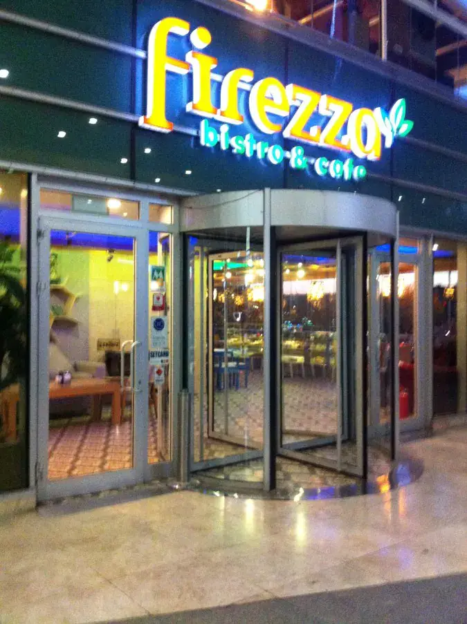 Firezza Bistro Cafe