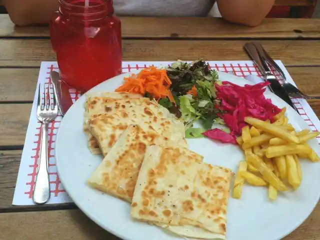Faralya Cafe & Restaurant'nin yemek ve ambiyans fotoğrafları 12
