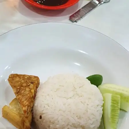 Gambar Makanan Ayam Goreng Jakarta Asli 6