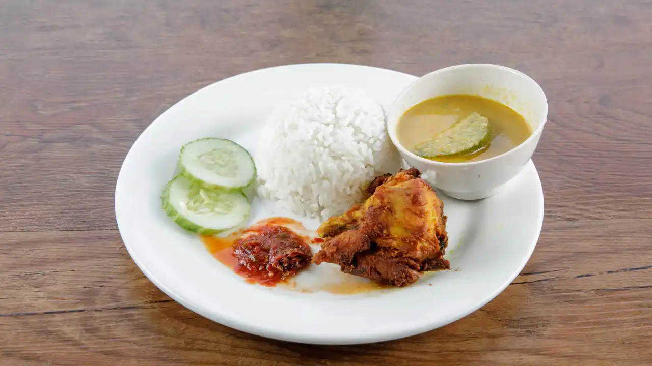 Kedai Nasi Berlauk Pok Ya