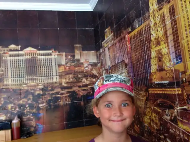 Pizza Vegas'nin yemek ve ambiyans fotoğrafları 4