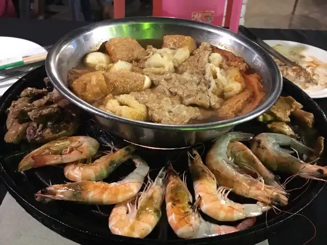 The Captain Steamboat & Grill Food Photo 4