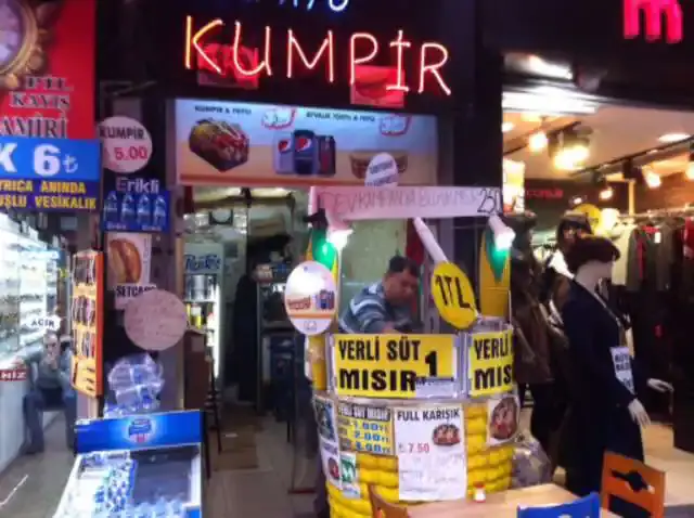 Allpato Kumpir'nin yemek ve ambiyans fotoğrafları 10