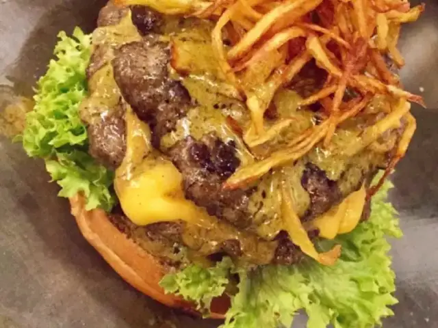 Burgerillas'nin yemek ve ambiyans fotoğrafları 28