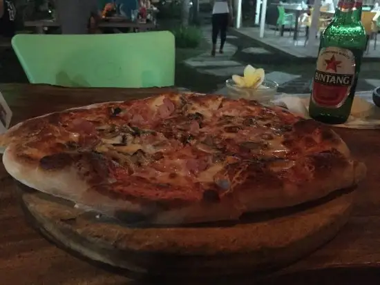 Gambar Makanan Garden Canggu by Pizza House 15