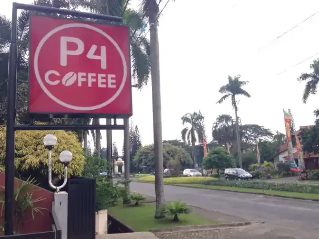 P4 Coffee