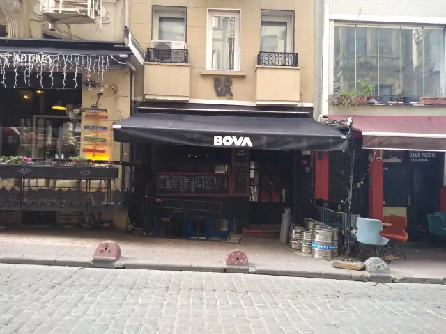 Bova'nin yemek ve ambiyans fotoğrafları 7