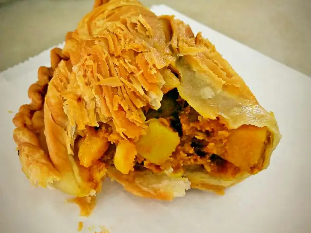 Homi Chicken Curry Puff SS2