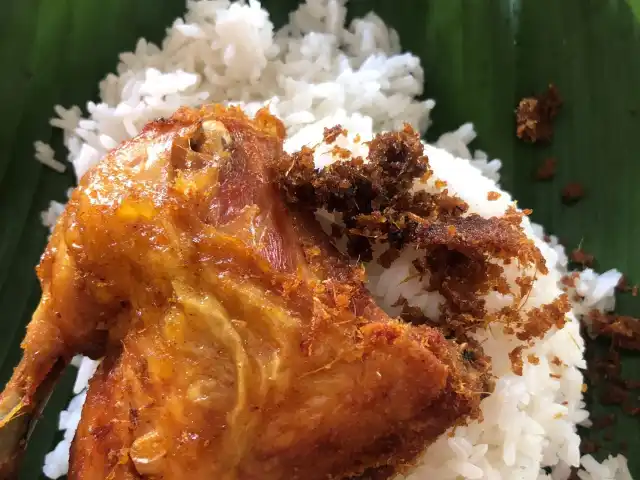 Nasi Kukus Ayam Dara Food Photo 6