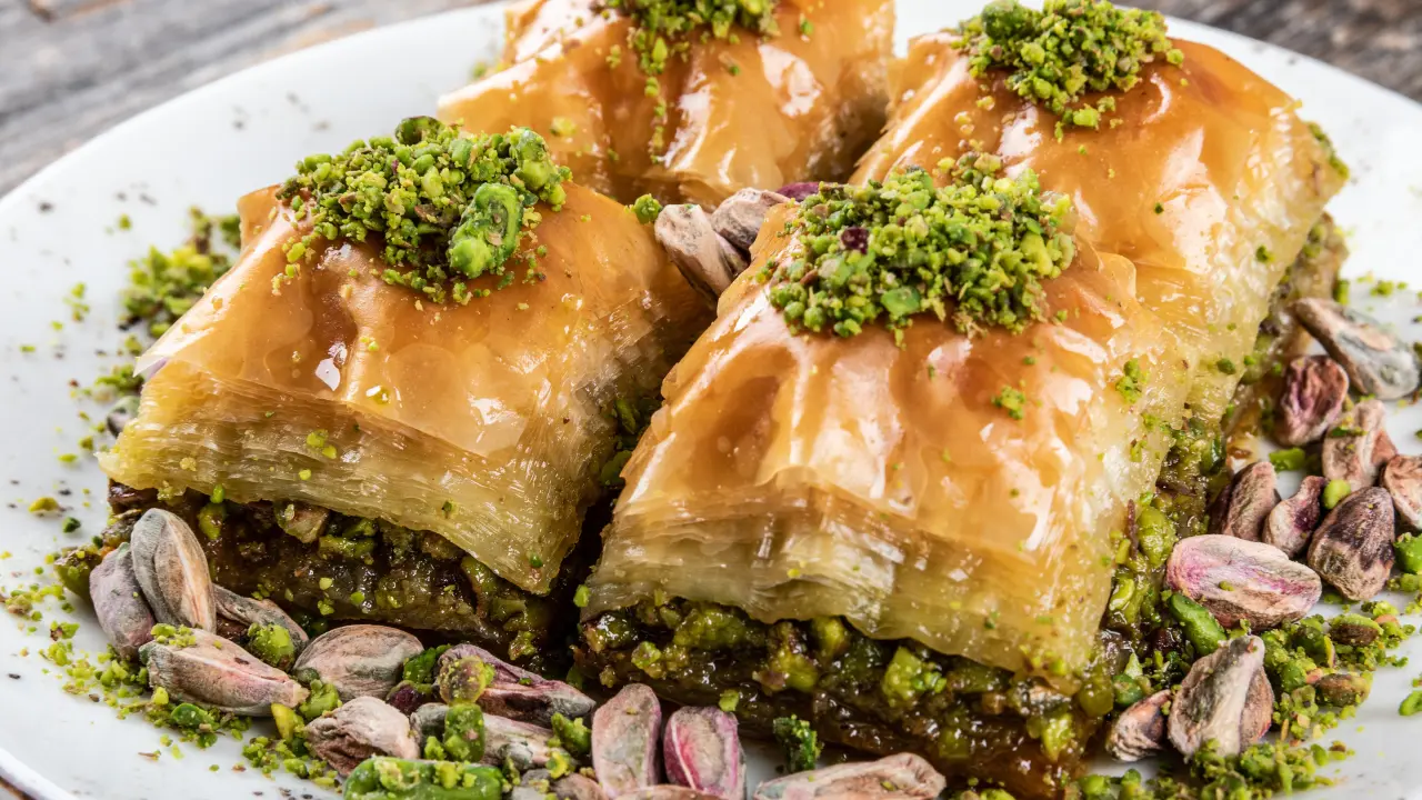 Meşhur Baklavacı Öztürk Usta