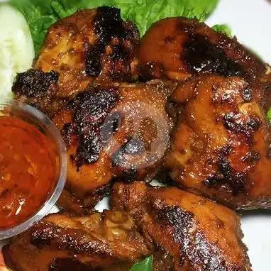 Gambar Makanan Lalapan (Probolinggo) Ayam Goreng/bakar, Lele Goreng/bakar, Soto Ayam,& Gorengan 6