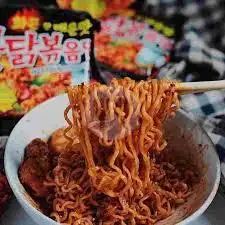 Gambar Makanan Yoyo Indomie, Sukagalih 12